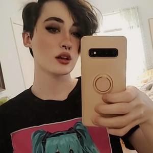 Meet your Posher, Aaron